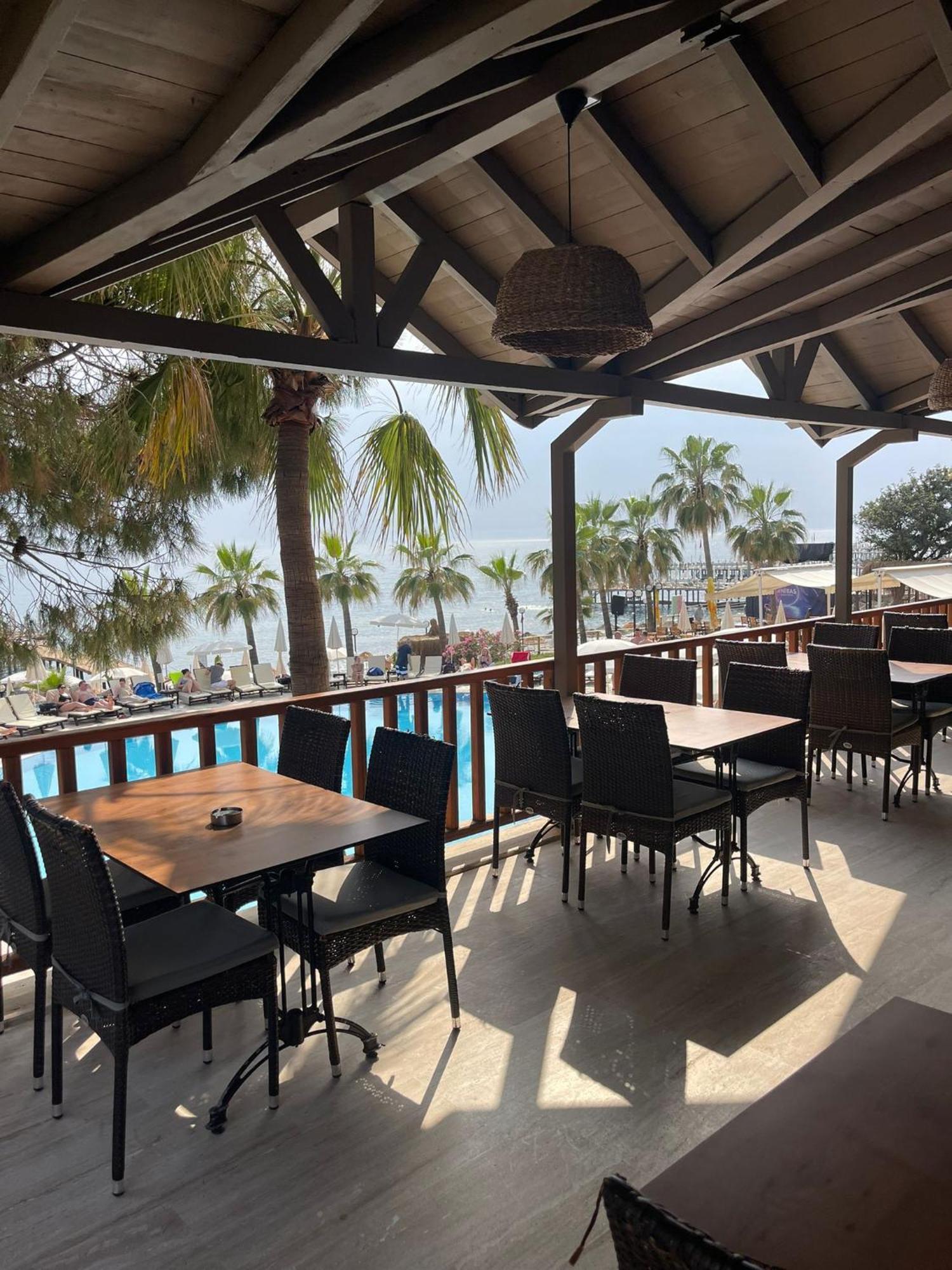 Anitas Hotel Konaklı Esterno foto
