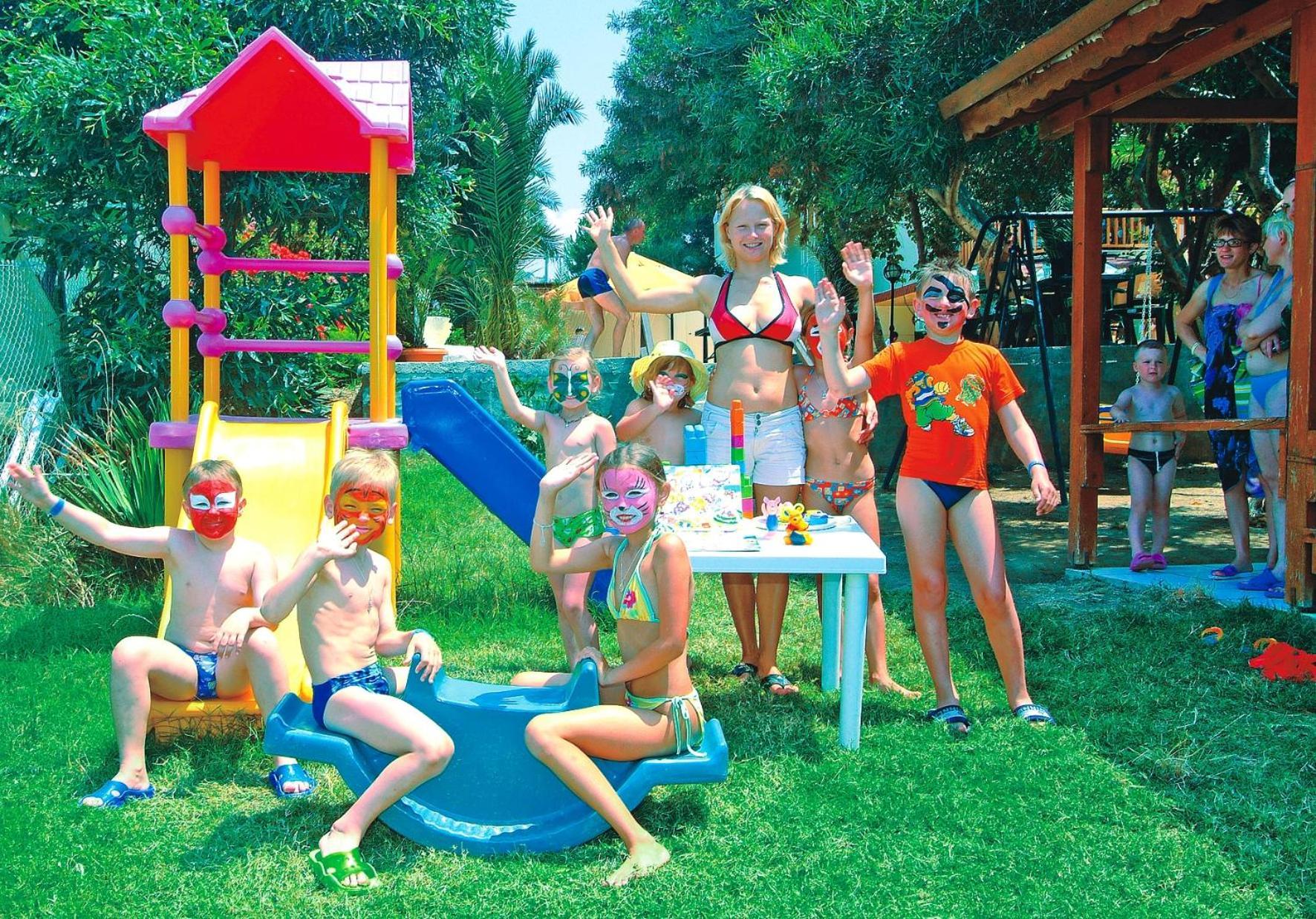 Anitas Hotel Konaklı Esterno foto