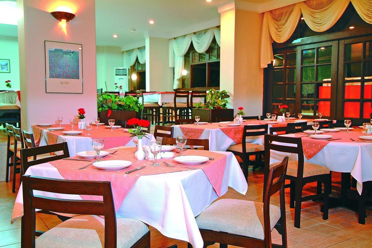Anitas Hotel Konaklı Esterno foto